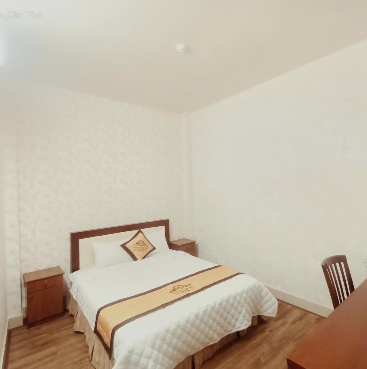 Hotel Tay Ho Can Tho Esterno foto