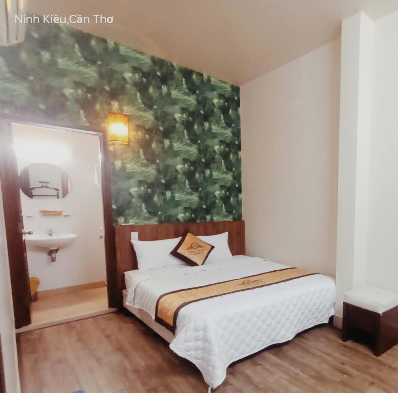 Hotel Tay Ho Can Tho Esterno foto