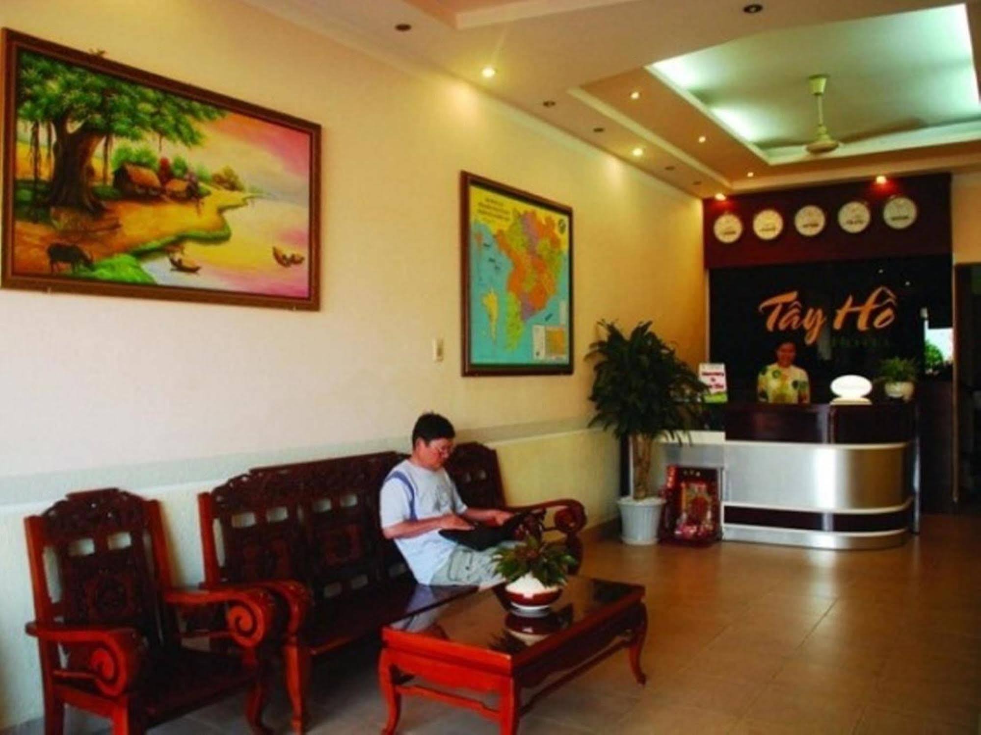 Hotel Tay Ho Can Tho Esterno foto