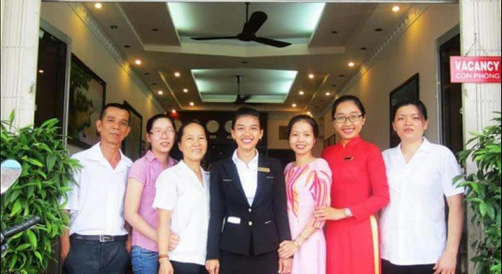 Hotel Tay Ho Can Tho Esterno foto